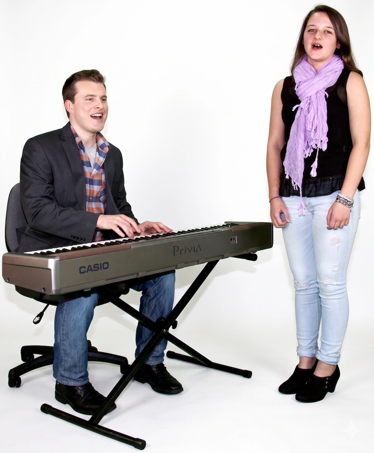 Daniel Jackson teaching a vocal lesson at Jackson Voice Studio